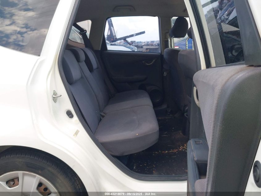 2013 Honda Fit VIN: JHMGE8H35DC063580 Lot: 43218079