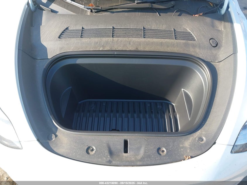 2023 Tesla Model Y Awd/Long Range Dual Motor All-Wheel Drive VIN: 7SAYGAEEXPF589727 Lot: 43218090