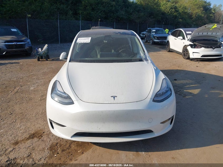 2023 Tesla Model Y Awd/Long Range Dual Motor All-Wheel Drive VIN: 7SAYGAEEXPF589727 Lot: 43218090