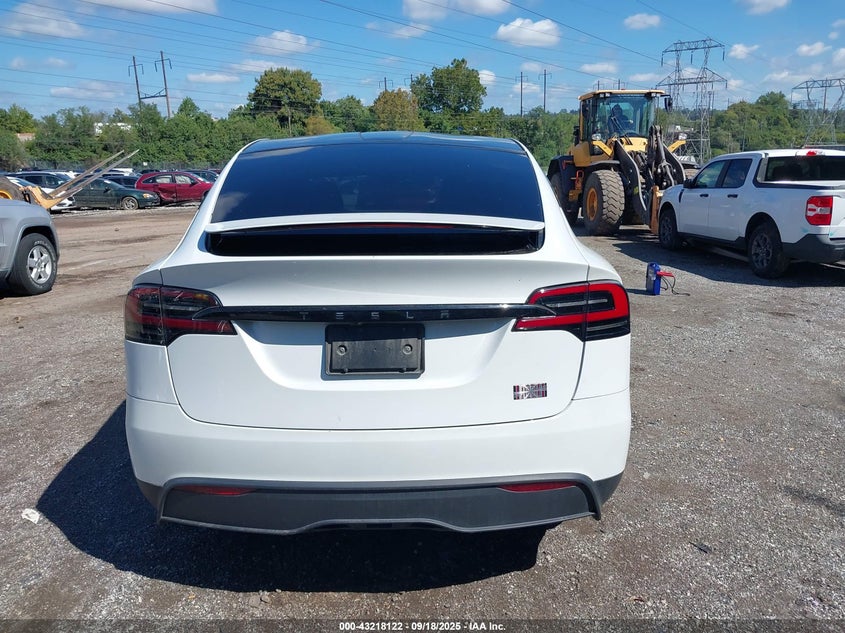 2023 Tesla Model X Plaid Tri Motor All-Wheel Drive VIN: 7SAXCBE69PF429215 Lot: 43218122