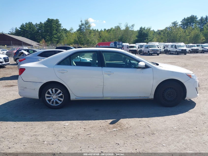 2014 Toyota Camry L/Se/Le/Xle VIN: 4T4BF1FK0ER441537 Lot: 43218169