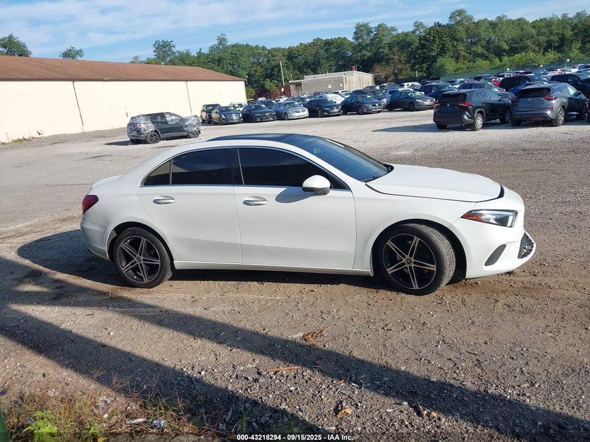 2019 MERCEDES-BENZ A 220 4MATIC WDD3G4FB9KW021721