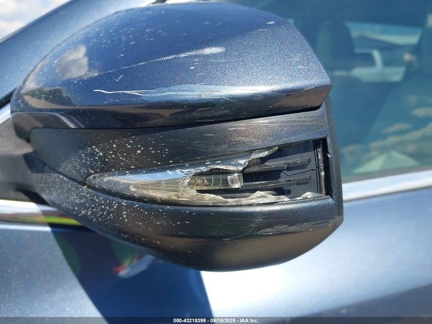 2014 TOYOTA HIGHLANDER LE PLUS V6 - 5TDBKRFH1ES013333