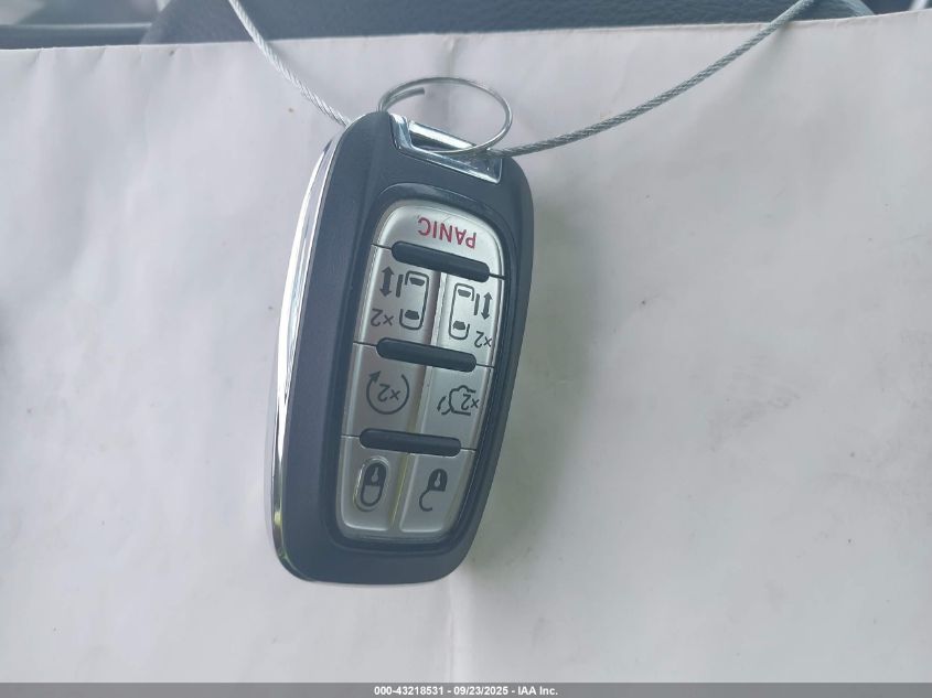 2021 Chrysler Pacifica Touring L VIN: 2C4RC1BG1MR593796 Lot: 43218531