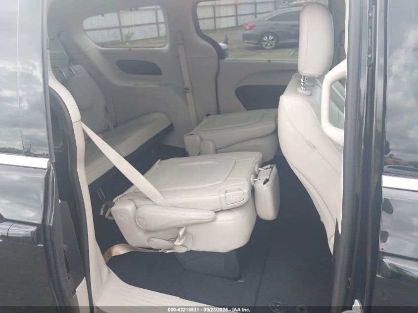 2021 Chrysler Pacifica Touring L VIN: 2C4RC1BG1MR593796 Lot: 43218531