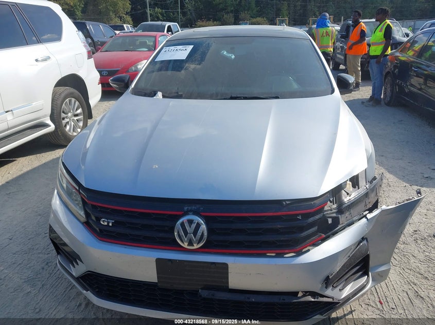 2018 Volkswagen Passat 3.6L V6 Gt VIN: 1VWJM7A39JC035613 Lot: 43218568