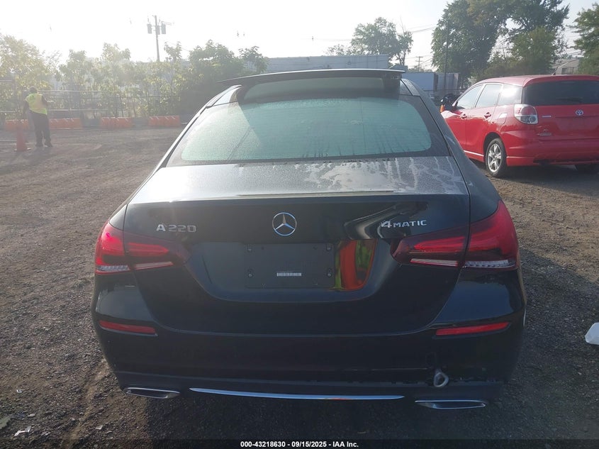 2022 MERCEDES-BENZ A 220 4MATIC - W1K3G4FB4NJ351803