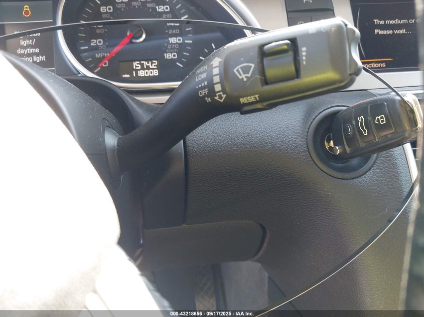 2015 AUDI Q7 3.0 TDI PREMIUM WA1LMAFE2FD010258