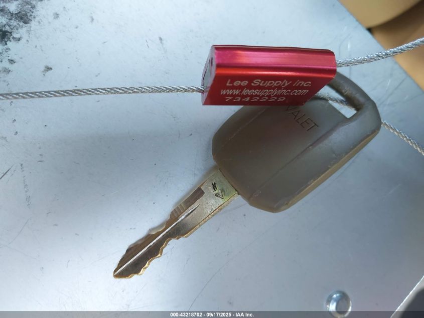 2005 Mercury Grand Marquis Ls/Lse VIN: 2MEFM75WX5X630605 Lot: 43218702