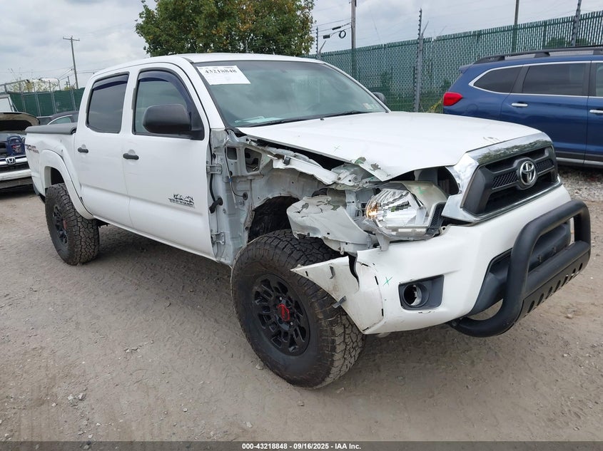 2015 TOYOTA TACOMA BASE V6 - 3TMLU4EN3FM178360