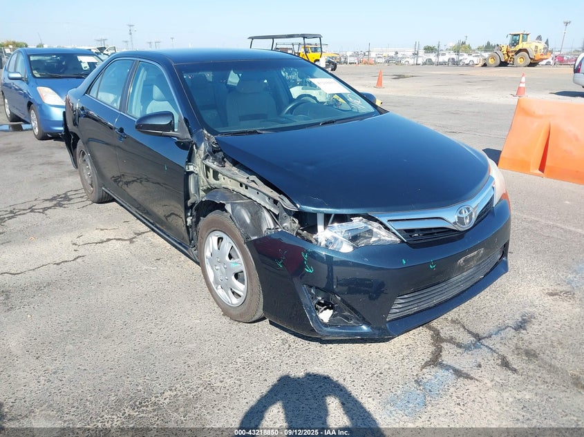2013 TOYOTA CAMRY LE - 4T4BF1FKXDR293864