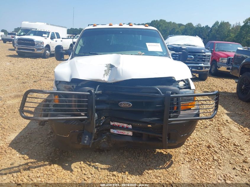 2001 Ford F-350 Lariat/Xl/Xlt VIN: 1FDWW36F11EC80002 Lot: 43219151