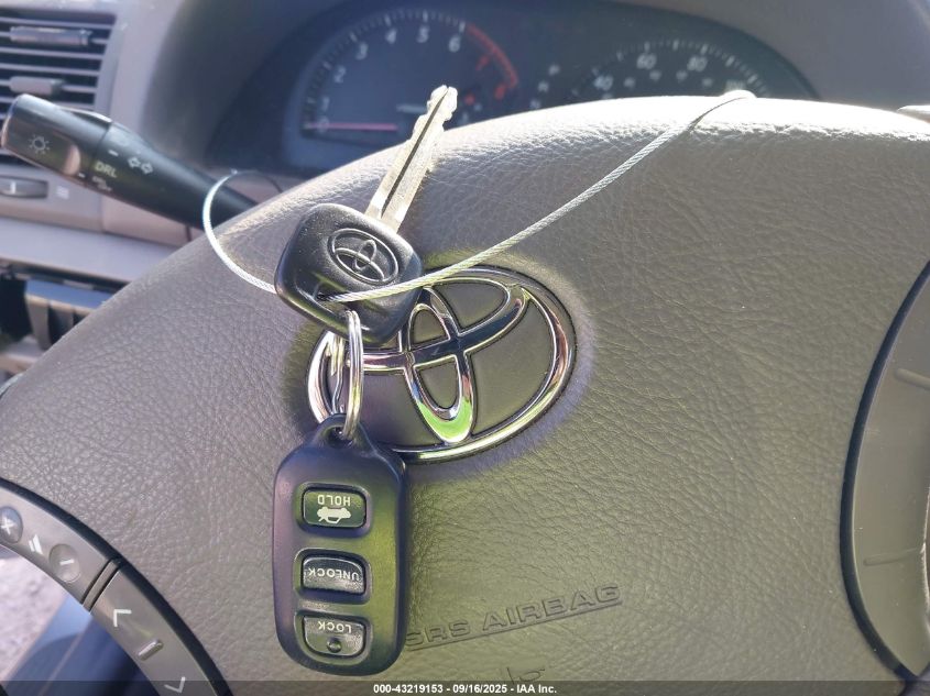 2004 Toyota Camry Le VIN: 4T1BE32K54U932893 Lot: 43219153