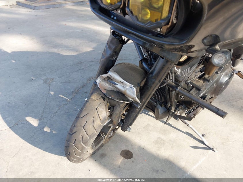 2022 Harley-Davidson Fltrxst VIN: 1HD1ACL25NB662781 Lot: 43219197