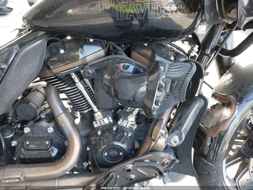 2022 Harley-Davidson Fltrxst VIN: 1HD1ACL25NB662781 Lot: 43219197