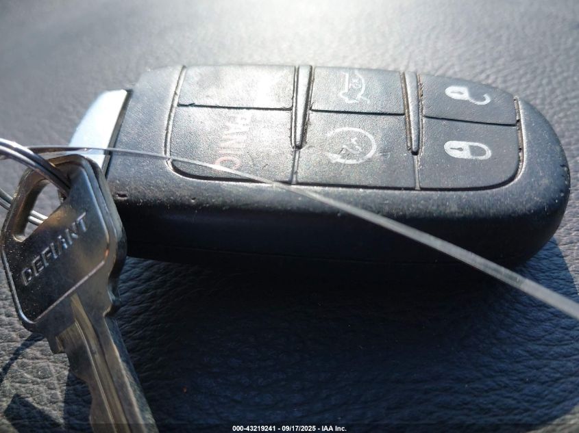 2015 Chrysler 200 Limited VIN: 1C3CCCAB7FN751277 Lot: 43219241