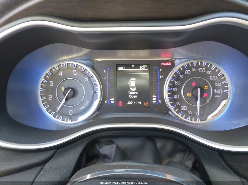 2015 Chrysler 200 Limited VIN: 1C3CCCAB7FN751277 Lot: 43219241