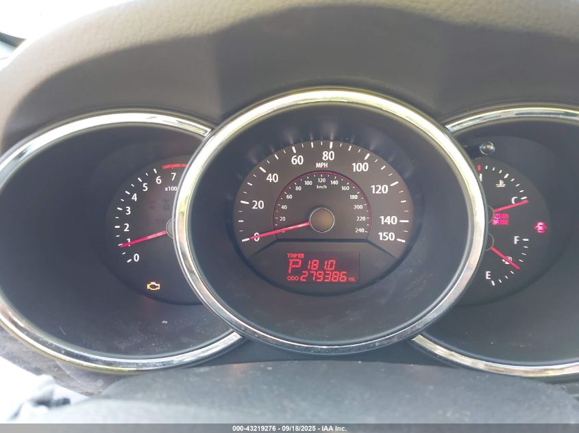 2011 Kia Sorento Lx VIN: 5XYKT3A10BG127661 Lot: 43219276