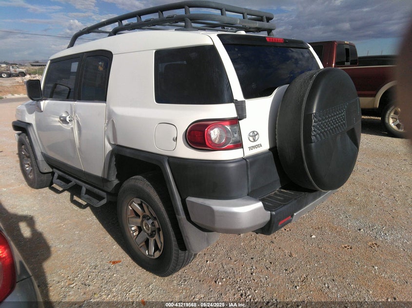 Vin: jtebu4bf2ek184743, lot: 43714061, toyota fj cruiser 20143