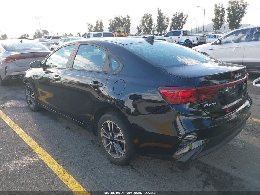 2022 KIA FORTE LXS - 3KPF24AD8NE503786