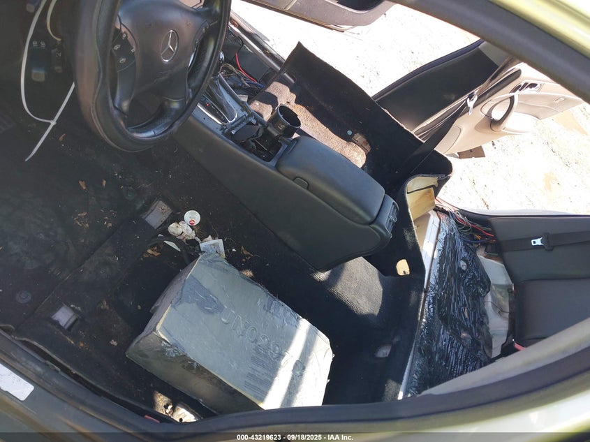 2004 Mercedes-Benz C 320 Sport VIN: WDBRF64JX4F472932 Lot: 43219623