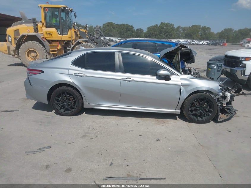 2019 TOYOTA CAMRY SE 4T1B11HK0KU690552