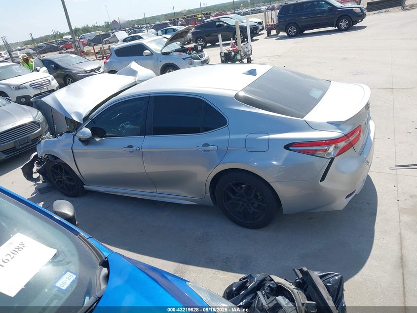 2019 TOYOTA CAMRY SE 4T1B11HK0KU690552
