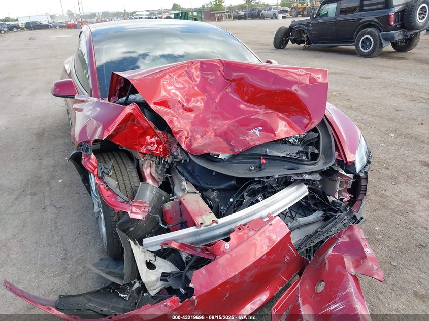 2025 Tesla Model 3 Long Range All-Wheel Drive VIN: 5YJ3E1EB5SF874198 Lot: 43219698