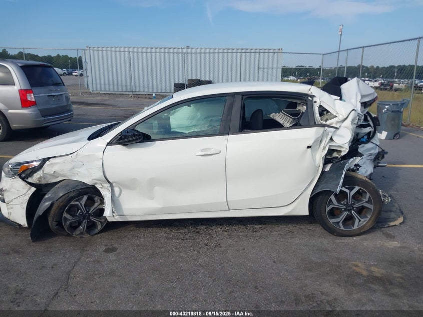 2019 KIA FORTE LXS - 3KPF24AD6KE022169