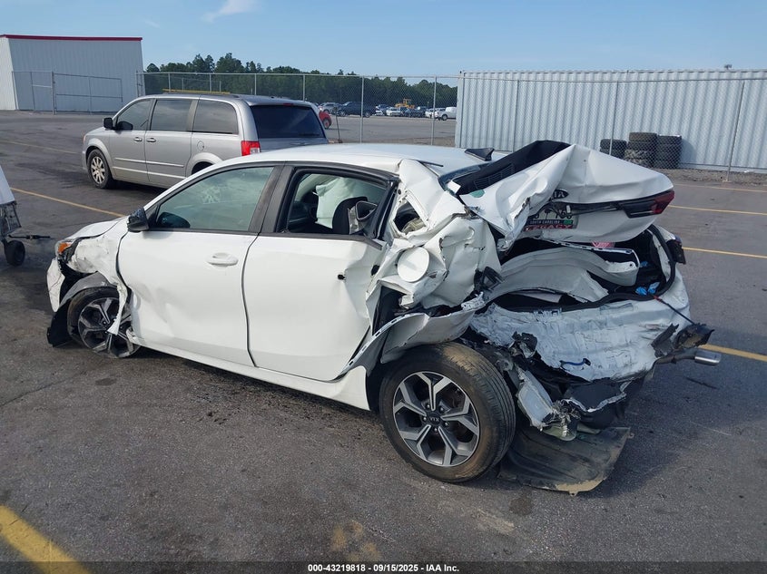 2019 KIA FORTE LXS - 3KPF24AD6KE022169