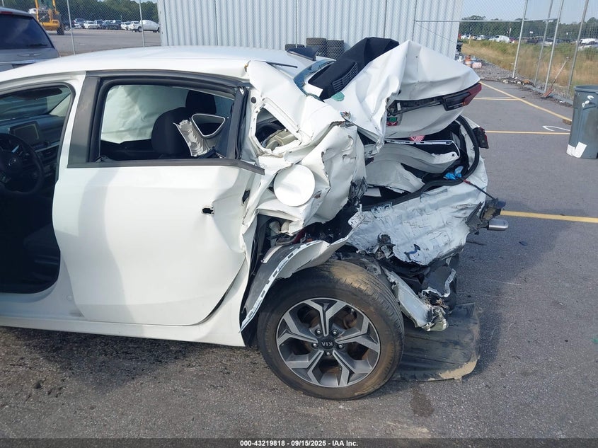 2019 KIA FORTE LXS - 3KPF24AD6KE022169