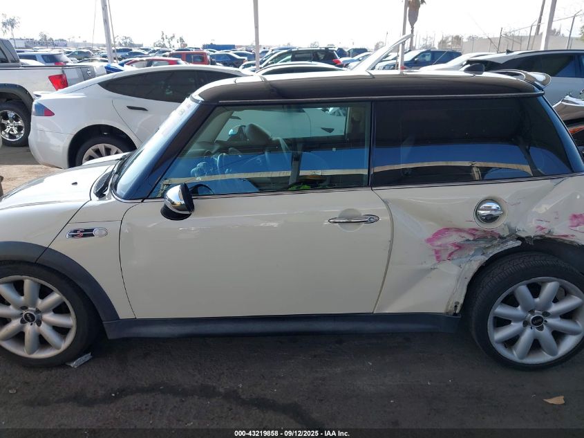 2006 Mini Cooper S VIN: WMWRE33586TJ37502 Lot: 43219858
