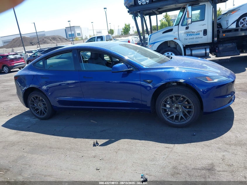 2025 Tesla Model 3 Long Range Rear-Wheel Drive VIN: 5YJ3E1EA0SF930877 Lot: 43219913