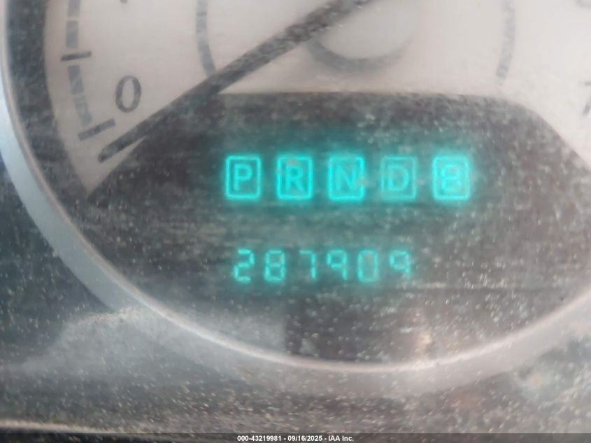 2008 Chrysler Town & Country Lx VIN: 2A8HR44H48R665879 Lot: 43219981