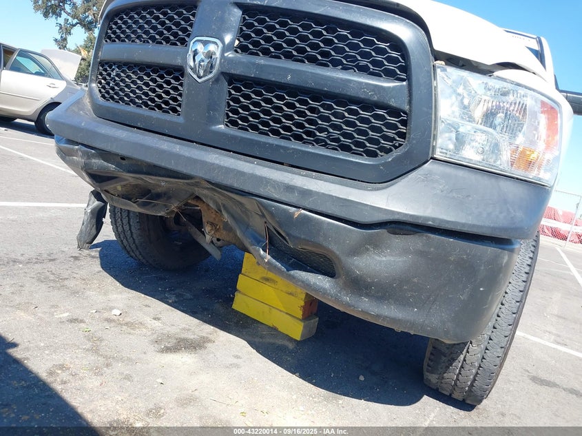 2021 Ram 1500 Classic Tradesman 4X2 6'4 Box VIN: 1C6RR6FG6MS541057 Lot: 43220014