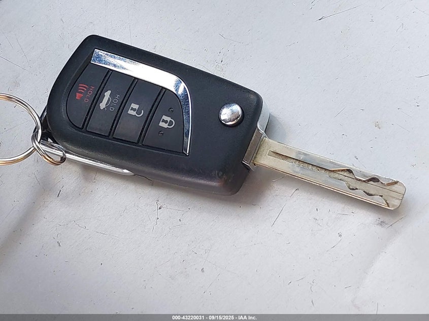 2022 TOYOTA COROLLA LE - JTDEPMAE0NJ190807