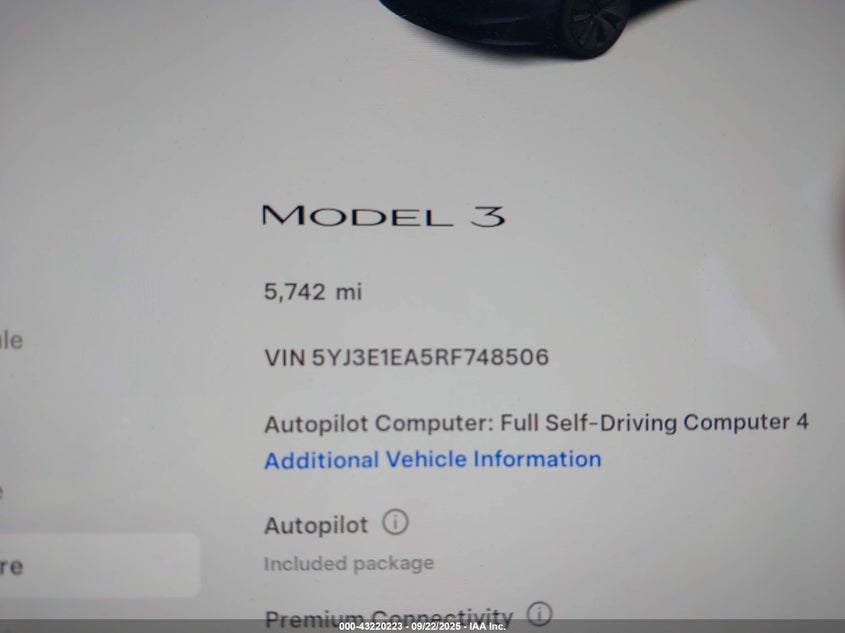 2024 Tesla Model 3 Long Range Dual Motor All-Wheel Drive/Rear-Wheel Drive VIN: 5YJ3E1EA5RF748506 Lot: 43220223
