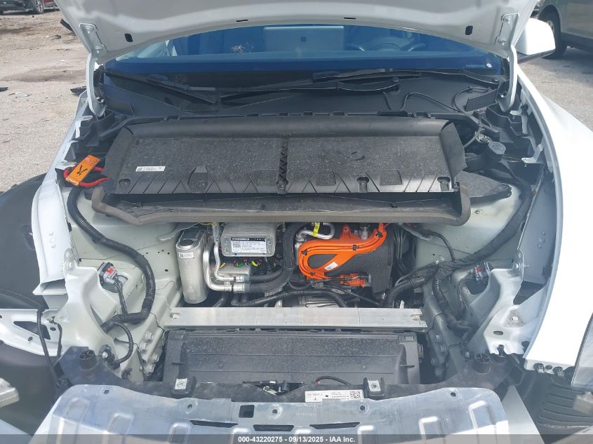 2024 Tesla Model Y Long Range Dual Motor All-Wheel Drive VIN: 7SAYGDEE1RA269794 Lot: 43220275