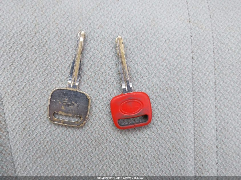 1994 Toyota Camry Le VIN: JT2SK12E2R0235510 Lot: 43220281