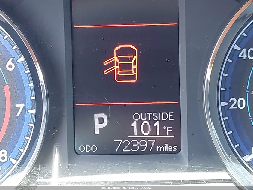 2019 TOYOTA COROLLA LE - 2T1BURHE3KC188247