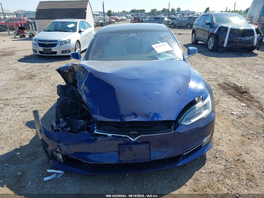 2019 Tesla Model S 100D/Long Range/P100D/Performance VIN: 5YJSA1E43KF330162 Lot: 43220324
