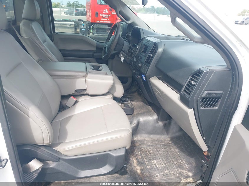 1FTMF1C83HKC51859 2017 Ford F-150 Xl auction photo 1