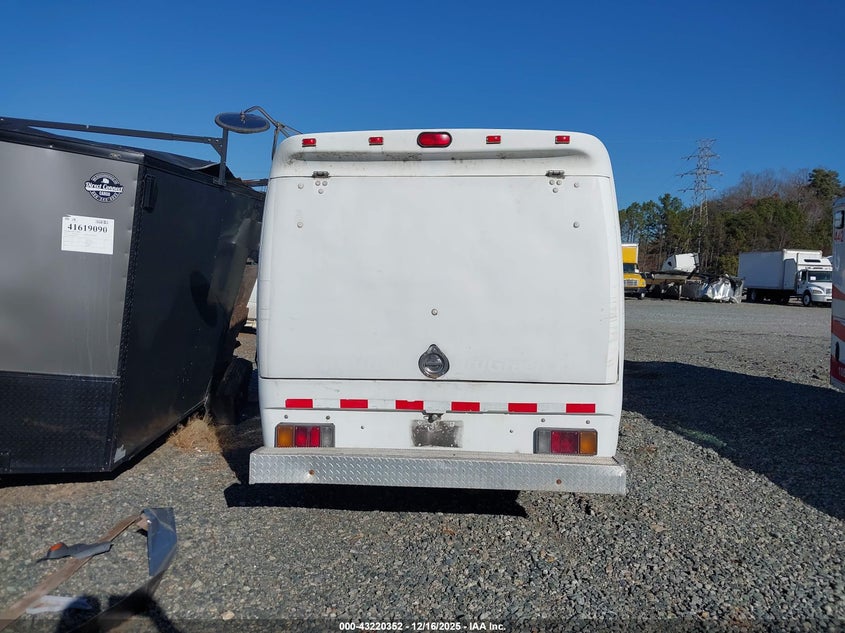 2004 Isuzu W4S042 Npr Hd Dsl Reg VIN: JALC4B14947010276 Lot: 43220352