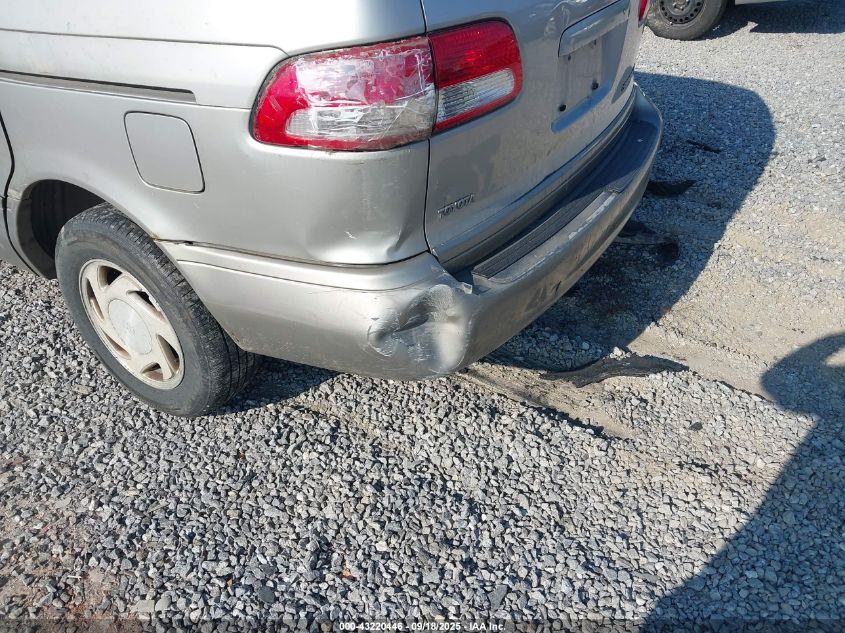 2001 Toyota Sienna Xle VIN: 4T3ZF13C71U377827 Lot: 43220446