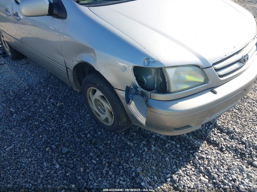 2001 Toyota Sienna Xle VIN: 4T3ZF13C71U377827 Lot: 43220446
