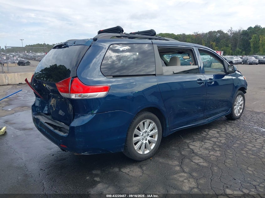 5TDJK3DC1CS042991 2012 TOYOTA SIENNA photo no. 4