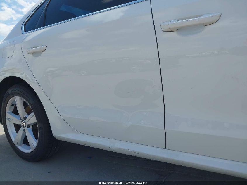 2013 Volkswagen Passat 2.5L Se VIN: 1VWBP7A39DC038690 Lot: 43220566