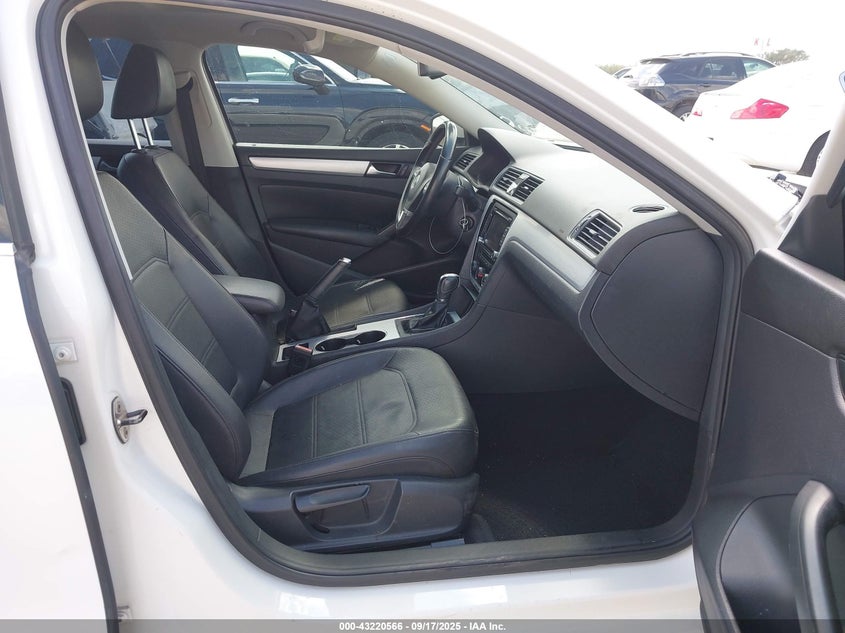 1VWBP7A39DC038690 2013 VOLKSWAGEN PASSAT photo no. 5