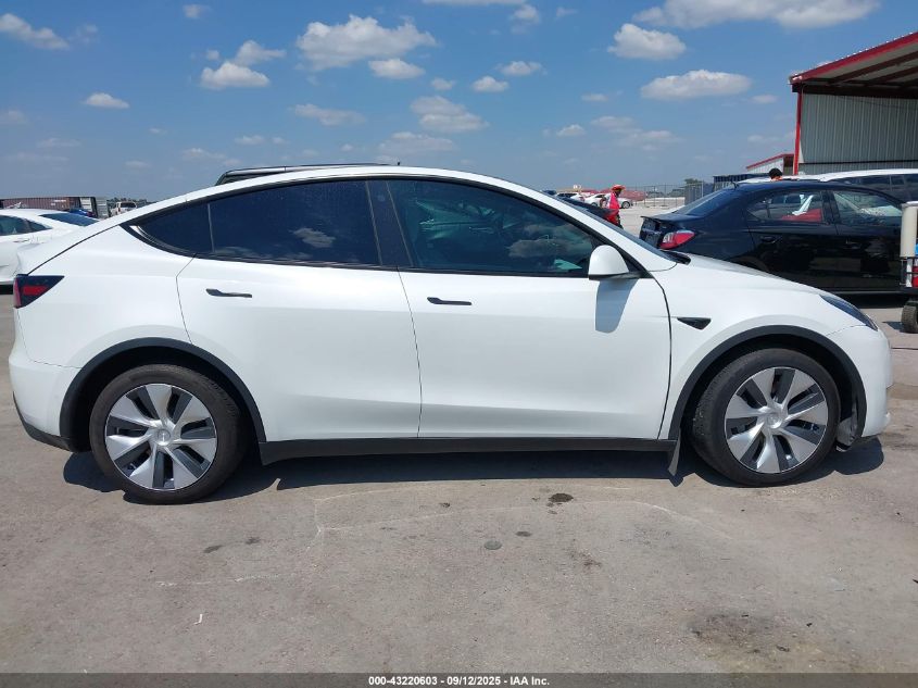 2021 Tesla Model Y Long Range Dual Motor All-Wheel Drive VIN: 5YJYGAEE7MF179038 Lot: 43220603