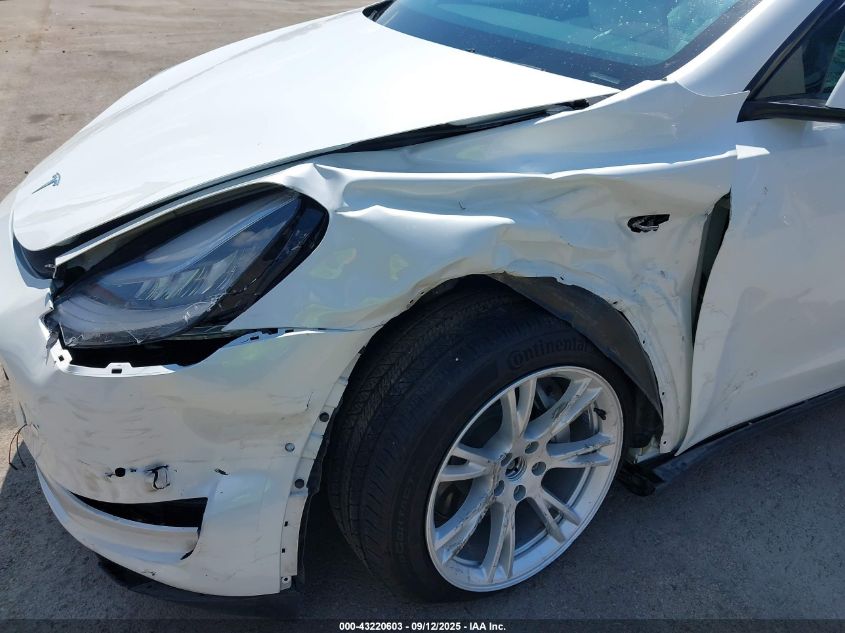 2021 Tesla Model Y Long Range Dual Motor All-Wheel Drive VIN: 5YJYGAEE7MF179038 Lot: 43220603